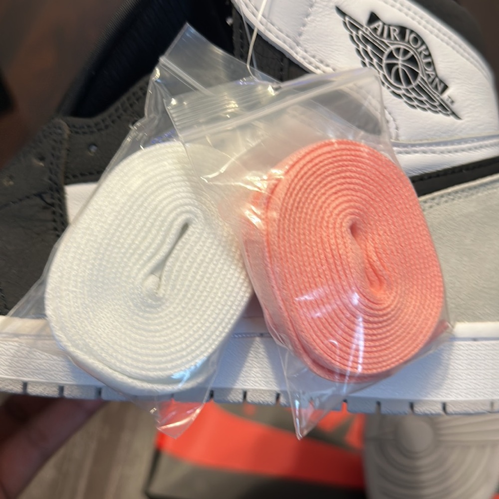 ‼️SOLD‼️ Air Jordan 1 Retro High OG “Bleached Coral/Stage Haze” - Picture 8 of 9